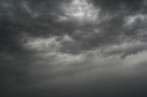stormy_sky_186179