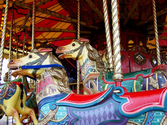 merry-go-round-horses-2-1442505