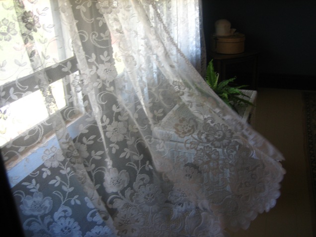 A_breeze_in_the_curtains