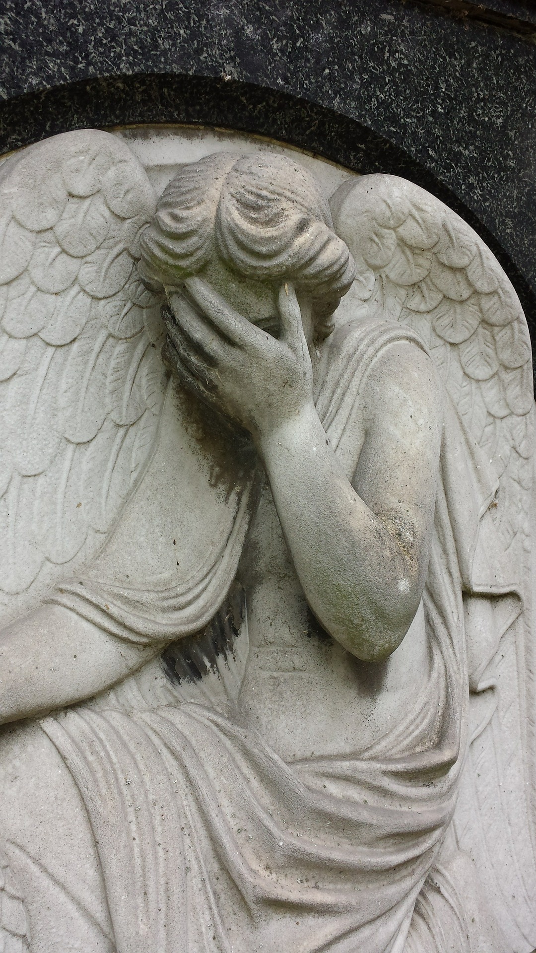angel-figure-451923_1920